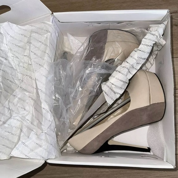 Brand New Aldo Kovac Platform Stiletto Almond toe High Heels - Picture 7 of 7